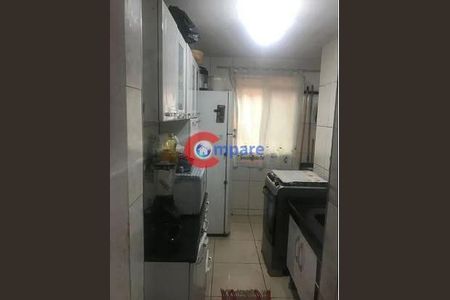 5_photo/94ce884d9b.c202053c0eb79174-ATLAS-d65e91ac-5aff-4fa7-97e9-a94bbf7b05c2.jpg de apartamento à venda com 2 quartos, 42m² em Vila Carmela I, Guarulhos