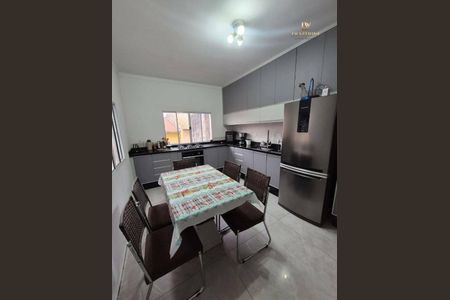 39_photo/94ce884e15.3aed5bbd04158097-ATLAS-cd3d6d86-32f3-4eb8-81cc-75fb97ede9ad.jpg de casa à venda com 3 quartos, 277m² em Jardim Presidente Dutra, Guarulhos