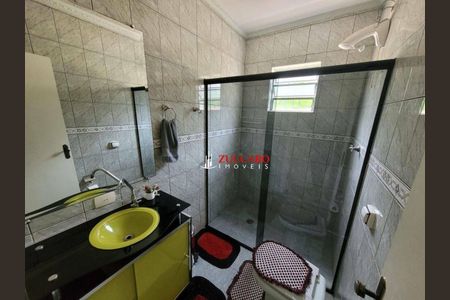 9_photo/94ce884f8d.a053bc4fc8a284f8-ATLAS-59214e81-e33a-4166-b33b-21476202d4a6.jpg de casa à venda com 3 quartos, 120m² em Vila Carmela I, Guarulhos