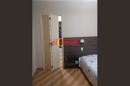 5_photo/94ce884ff9.e1d2c46bde3eb79c-ATLAS-7883cfaf-8f6c-4879-aa43-f2ba2caadf41.jpg de casa à venda com 2 quartos, 220m² em Vila Carmela I, Guarulhos