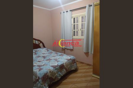 12_photo/94ce884ff9.e1d2c46bde3eb79c-ATLAS-e7d29a70-21ac-4360-8338-b9198e1f8574.jpg de casa à venda com 2 quartos, 220m² em Vila Carmela I, Guarulhos