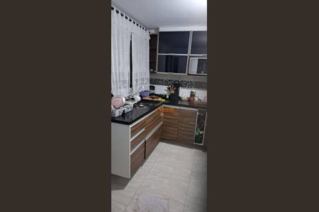 5_photo/94ce88501f.1421303aa7be2334-ATLAS-e60a3449-d1b5-4167-a3db-1d5e22b7e75e.jpg de casa à venda com 3 quartos, 250m² em Vila Nova Bonsucesso, Guarulhos