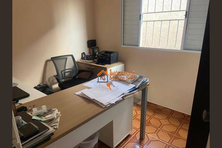 7_photo/94ce885137.75e2b3fb788f2d45-ATLAS-6934d3cb-d5aa-4d44-8e26-a15749c217ce.jpg de casa à venda com 3 quartos, 150m² em Vila Carmela I, Guarulhos