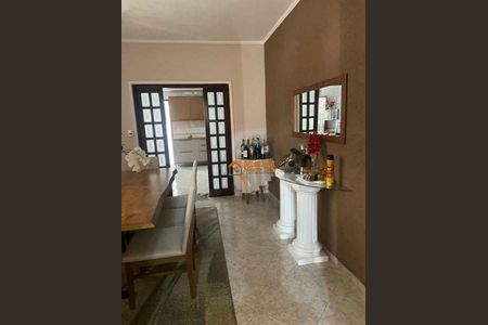 6_photo/94ce885137.75e2b3fb788f2d45-ATLAS-cfbd1671-d8c9-48ce-b0ff-78ab4913ee35.jpg de casa à venda com 3 quartos, 150m² em Vila Carmela I, Guarulhos