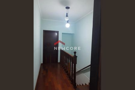 2_photo/94ce88520b.f2c8c659ffa0a6bc-ATLAS-1fa6afd3-43dd-4c17-b38f-d90b9f78527a.jpg de casa à venda com 3 quartos, 200m² em Vila Carmela I, Guarulhos