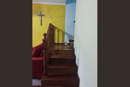 5_photo/94ce88529b.ceff8192393c33de-ATLAS-897edf9f-29d0-4e87-8305-78c5a2745ca5.jpg de casa para alugar com 2 quartos, 190m² em Vila Carmela I, Guarulhos