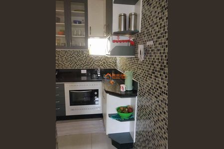 3_photo/94ce88529d.ceff8192393c33de-ATLAS-23eb7c11-e8da-41eb-87f4-39048a4d2afd.jpg de casa à venda com 2 quartos, 42m² em Sítios de Recreio "rober", Guarulhos