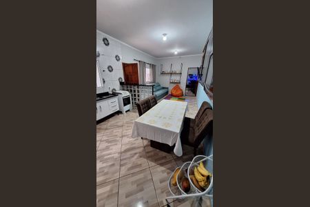 4_photo/94ce885ad9.6721d330cc8d7611-ATLAS-0c72a123-e14e-4132-9a5a-e96317644b90.jpg de casa à venda com 2 quartos, 187m² em Jardim Presidente Dutra, Guarulhos