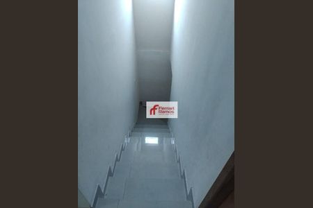 9_photo/94ce885cab.c4a86b3c211625c7-ATLAS-fb25a2fd-bf8d-42bc-9b88-ce4d38c886f8.jpg de casa à venda com 3 quartos, 248m² em Jardim Presidente Dutra, Guarulhos