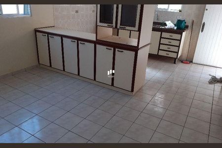 8_photo/94ce88fe5b.c54d8ccd00eda198-ATLAS-be2e433e-ddb2-4b7e-9b39-3e75b3f6722c.jpg de casa à venda com 3 quartos, 161m² em Parque Residencial Bambi, Guarulhos