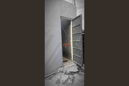 18_photo/94ce89037b.f04eb875c589874c-ATLAS-a782db49-89c4-40aa-acdc-98ffa60753d0.jpg de casa à venda com 2 quartos, 140m² em Parque Residencial Bambi, Guarulhos