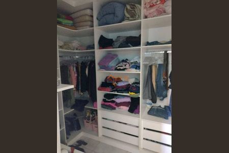 11_photo/94ce8903c5.373a2bc4a4b9a006-ATLAS-aa39e2bd-4a3d-4274-af7b-8dce1eef28b3.jpg de casa à venda com 4 quartos, 200m² em Parque Residencial Bambi, Guarulhos