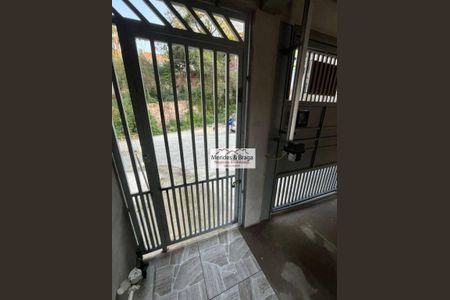 10_photo/94ce89634b.c74d3e0c457d7f23-ATLAS-571fb3e1-3386-4f14-b8d2-69d96cad008c.jpg de casa à venda com 3 quartos, 125m² em Lavras, Guarulhos