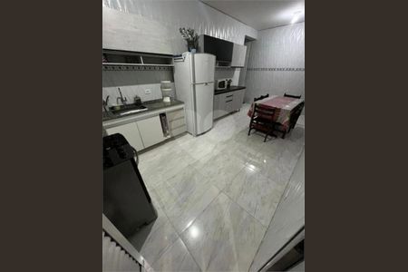 6_photo/94ce89634b.c74d3e0c457d7f23-ATLAS-63d0c545-d211-44be-b62a-56f8bf4ecf3a.jpg de casa à venda com 3 quartos, 129m² em Lavras, Guarulhos