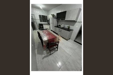 2_photo/94ce89634b.c74d3e0c457d7f23-ATLAS-6e2e52a3-e31a-4ddf-af79-04f01a9bdd48.jpg de casa à venda com 3 quartos, 123m² em Lavras, Guarulhos