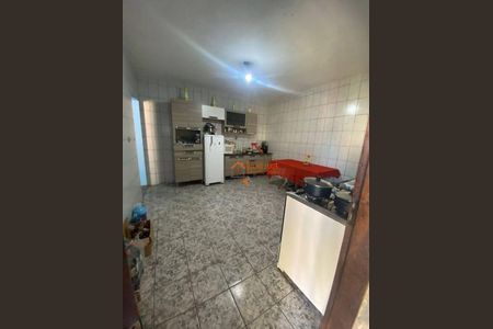 8_photo/94ce8963e1.b760bf5d8bb46efe-ATLAS-5cb203e2-9bff-4e22-95b3-c6a3d32683c1.jpg de casa à venda com 2 quartos, 160m² em Cidade Soberana, Guarulhos