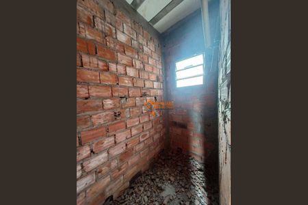 3_photo/94ce89649d.0dba02f6e03a3679-ATLAS-0fc2b802-6675-4e77-bff0-aa049a5e5570.jpg de casa à venda com 2 quartos, 160m² em Cidade Soberana, Guarulhos