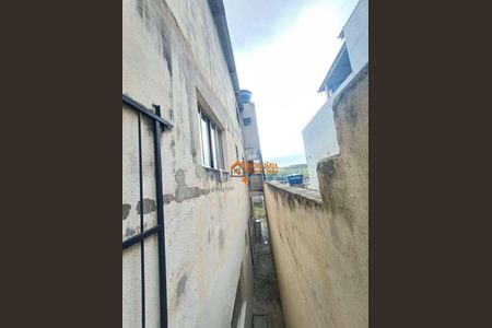 6_photo/94ce89649d.0dba02f6e03a3679-ATLAS-3e4d6b92-b30c-4176-813d-e49ae433218f.jpg de casa à venda com 2 quartos, 160m² em Cidade Soberana, Guarulhos