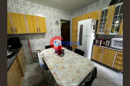 5_photo/94ce897541.c3f00cfadba54684-ATLAS-9b03e8fc-5a2f-47c1-abf3-c8e7071a0b49.jpg de casa à venda com 4 quartos, 116m² em Jardim Ponte Alta I, Guarulhos