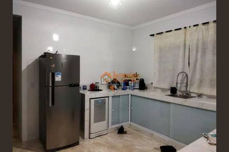 3_photo/94ce8975bf.80a7f3f1b00bd23a-ATLAS-3b5a51d4-0b80-4254-9bd4-3402f7750404.jpg de casa à venda com 3 quartos, 225m² em Mato das Cobras, Guarulhos