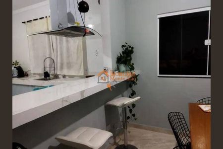 5_photo/94ce8975bf.80a7f3f1b00bd23a-ATLAS-5fa70fbe-eccf-44b1-a8e3-09ab834d9410.jpg de casa à venda com 3 quartos, 225m² em Mato das Cobras, Guarulhos