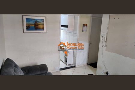 8_photo/94ce89783b.ceff8192393c33de-ATLAS-6a677a1d-6bec-4e47-bebc-0fba863f6452.jpg de casa à venda com 2 quartos, 48m² em Lavras, Guarulhos