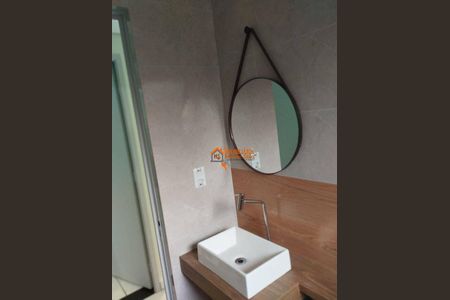 4_photo/94ce89783b.ceff8192393c33de-ATLAS-72b1abdb-e5ac-4e0a-a81a-7d6bde67628e.jpg de casa à venda com 2 quartos, 40m² em Lavras, Guarulhos