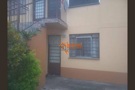 9_photo/94ce89783b.ceff8192393c33de-ATLAS-7d3cc648-e10d-4b13-becb-d38cf4fac0cb.jpg de casa à venda com 2 quartos, 48m² em Lavras, Guarulhos