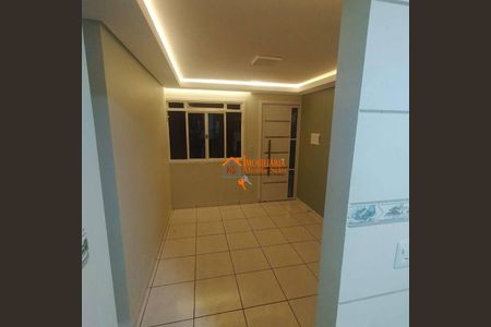 10_photo/94ce89783b.ceff8192393c33de-ATLAS-b6fb9fb1-ca56-4cb2-b00e-99d160178a53.jpg de casa à venda com 2 quartos, 40m² em Lavras, Guarulhos