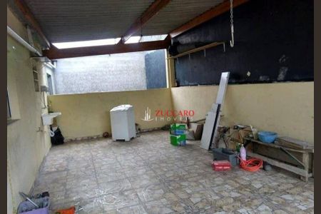 11_photo/94ce897a6f.bc6cf7650558a66c-ATLAS-4a6aeb40-e7e7-4808-b2a5-c4de597c3596.jpg de casa à venda com 3 quartos, 148m² em Jardim IV Centenario, Guarulhos