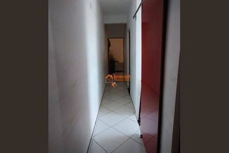 10_photo/94ce897c8b.ceff8192393c33de-ATLAS-87a33be3-9b08-48b6-bfd4-db92312f3446.jpg de casa à venda com 3 quartos, 220m² em Cidade Soberana, Guarulhos