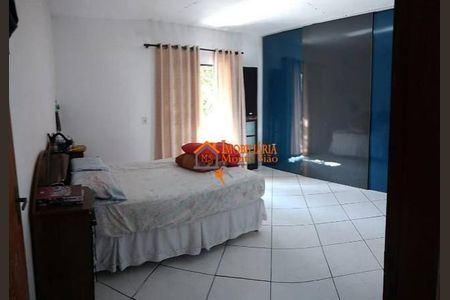 11_photo/94ce897c8b.ceff8192393c33de-ATLAS-8bd5e181-a32e-43cb-99b6-515b9516733b.jpg de casa à venda com 3 quartos, 220m² em Cidade Soberana, Guarulhos