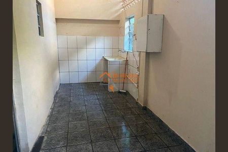 9_photo/94ce897f49.8f3f2a47dd94676f-ATLAS-c95a2c66-651d-4de0-bc4f-952c2f4e0615.jpg de casa à venda com 4 quartos, 200m² em Jardim IV Centenario, Guarulhos