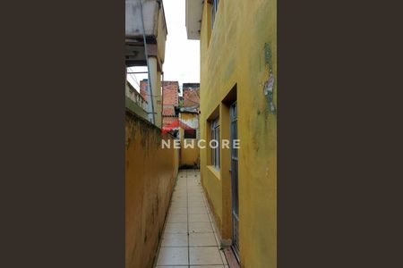 8_photo/94ce8984a7.491a58713d1e5de3-ATLAS-b1d25dd8-2095-4621-8259-6df75855a35a.jpg de casa à venda com 3 quartos, 250m² em Jardim Hanna, Guarulhos