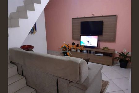 12_photo/94ce89899d.2dae497351adfb86-ATLAS-fdabac73-c0ba-4ee3-a9f4-9edabe89d14d.jpg de casa à venda com 3 quartos, 125m² em Jardim Presidente Dutra, Guarulhos