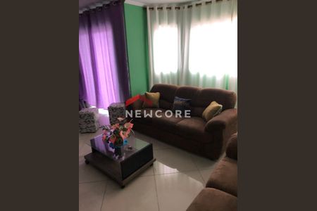 9_photo/94ce899763.9a54faa83c3e471c-ATLAS-ceb3dcc2-8b82-40fc-a22d-1b4ff10a1070.jpg de casa à venda com 5 quartos, 320m² em Jardim Presidente Dutra, Guarulhos