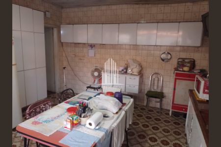 7_photo/94ce899883.c27bb358fc36071b-ATLAS-91cf9dc1-e616-4184-9df2-419a6e558f6b.jpg de casa à venda com 3 quartos, 850m² em Jardim Presidente Dutra, Guarulhos