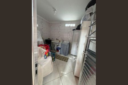 6_photo/94ce899f6d.c3b9fb60c1df5c5a-ATLAS-346b9a67-b44b-4a2c-b117-d91b2dcd2dd2.jpg de casa à venda com 2 quartos, 187m² em Jardim Presidente Dutra, Guarulhos