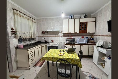 12_photo/94ce899f6d.c3b9fb60c1df5c5a-ATLAS-ca6b07b6-e708-4c69-acd1-01f8fdfec217.jpg de casa à venda com 2 quartos, 187m² em Jardim Presidente Dutra, Guarulhos