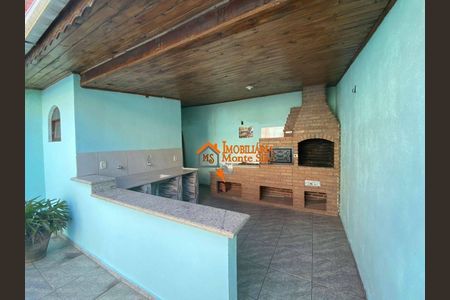 2_photo/94ce89b2d9.f8b5319c31ea9539-ATLAS-d3c0fce5-477d-4e28-b63e-ebc06fc25620.jpg de casa à venda com 3 quartos, 225m² em Vila Nova Bonsucesso, Guarulhos