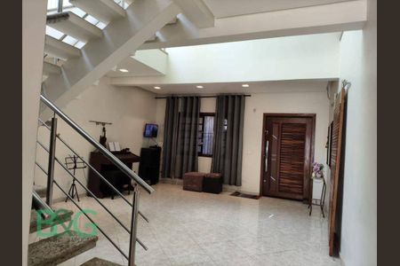 12_photo/94ce89b34d.3679ba45c80b6010-ATLAS-85993430-a5dc-4e71-9495-e9aa5ba1674b.jpg de casa à venda com 4 quartos, 350m² em Vila Nova Bonsucesso, Guarulhos