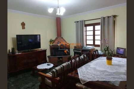 8_photo/94ce89b50f.3714cccd63f8fe2d-ATLAS-224127e8-a2d2-4ee3-ba45-aa9d987e1fa9.jpg de casa à venda com 4 quartos, 225m² em Jardim Presidente Dutra, Guarulhos