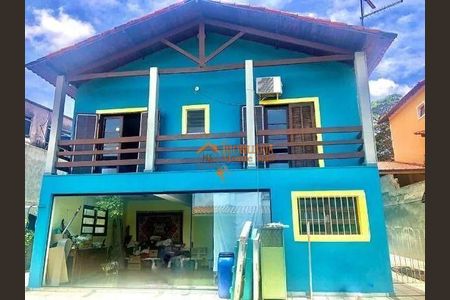 7_photo/94ce89b50f.3714cccd63f8fe2d-ATLAS-ca3097ff-9172-466c-9ce3-230ad751e26d.jpg de casa à venda com 4 quartos, 225m² em Jardim Presidente Dutra, Guarulhos