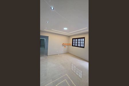 3_photo/94ce89b6cd.ba97ac63d5ac1cb4-ATLAS-59fe65c3-0f33-4552-9f66-ae86ed12cbc0.jpg de casa à venda com 2 quartos, 84m² em Vila Nova Bonsucesso, Guarulhos