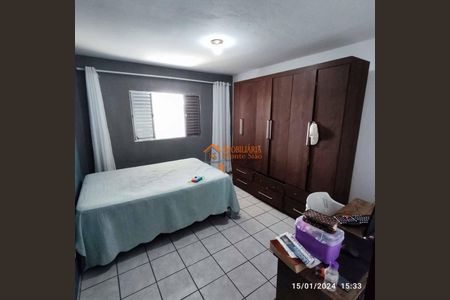 4_photo/94ce89b6df.598c66e7e5047e83-ATLAS-4855ff72-9cce-4593-b4e5-acc1f7fd436d.jpg de casa à venda com 6 quartos, 300m² em Vila Nova Bonsucesso, Guarulhos