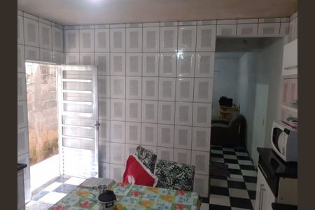 4_photo/94ce89b97f.b10e266699621c56-ATLAS-0de17b58-9f88-44da-a3df-8bfa420a5fda.jpg de casa à venda com 4 quartos, 320m² em Jardim Ponte Alta I, Guarulhos