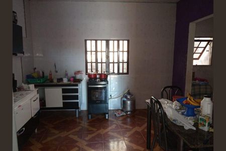 4_photo/94ce89ba3d.4d9bfdeda5dbc87d-ATLAS-1eaf2b64-99ee-4c7d-b17a-ae4c77a1285a.jpg de casa à venda com 4 quartos, 250m² em Vila Nova Bonsucesso, Guarulhos