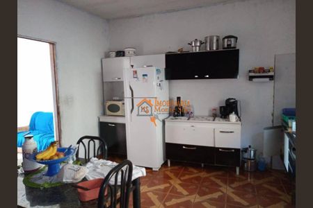 2_photo/94ce89ba4f.cb6f0b391477862f-ATLAS-73e138c8-0d6f-44fe-850c-1374fa5acbee.jpg de casa à venda com 4 quartos, 125m² em Vila Nova Bonsucesso, Guarulhos