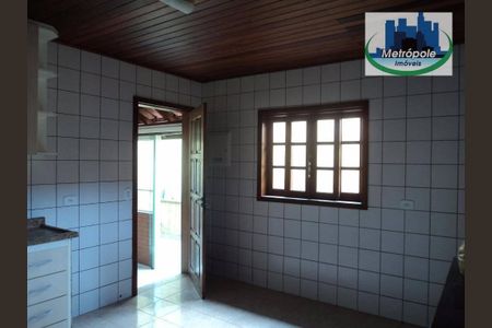 6_photo/94ce89bb71.70986b2d83168018-ATLAS-d053976c-1fc4-4b0d-bbe6-31c4460cf36c.jpg de casa à venda com 3 quartos, 130m² em Jardim Ponte Alta I, Guarulhos