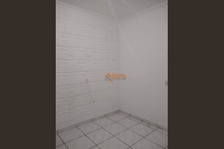 4_photo/94ce89bb93.ceff8192393c33de-ATLAS-10a058a3-7f43-460c-bd9e-28aa92ef9c9f.jpg de casa à venda com 6 quartos, 125m² em Jardim Ponte Alta I, Guarulhos